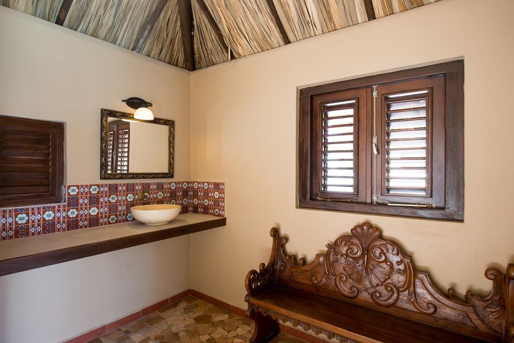Lagun Blou Dive And Beach Resort Exterior foto