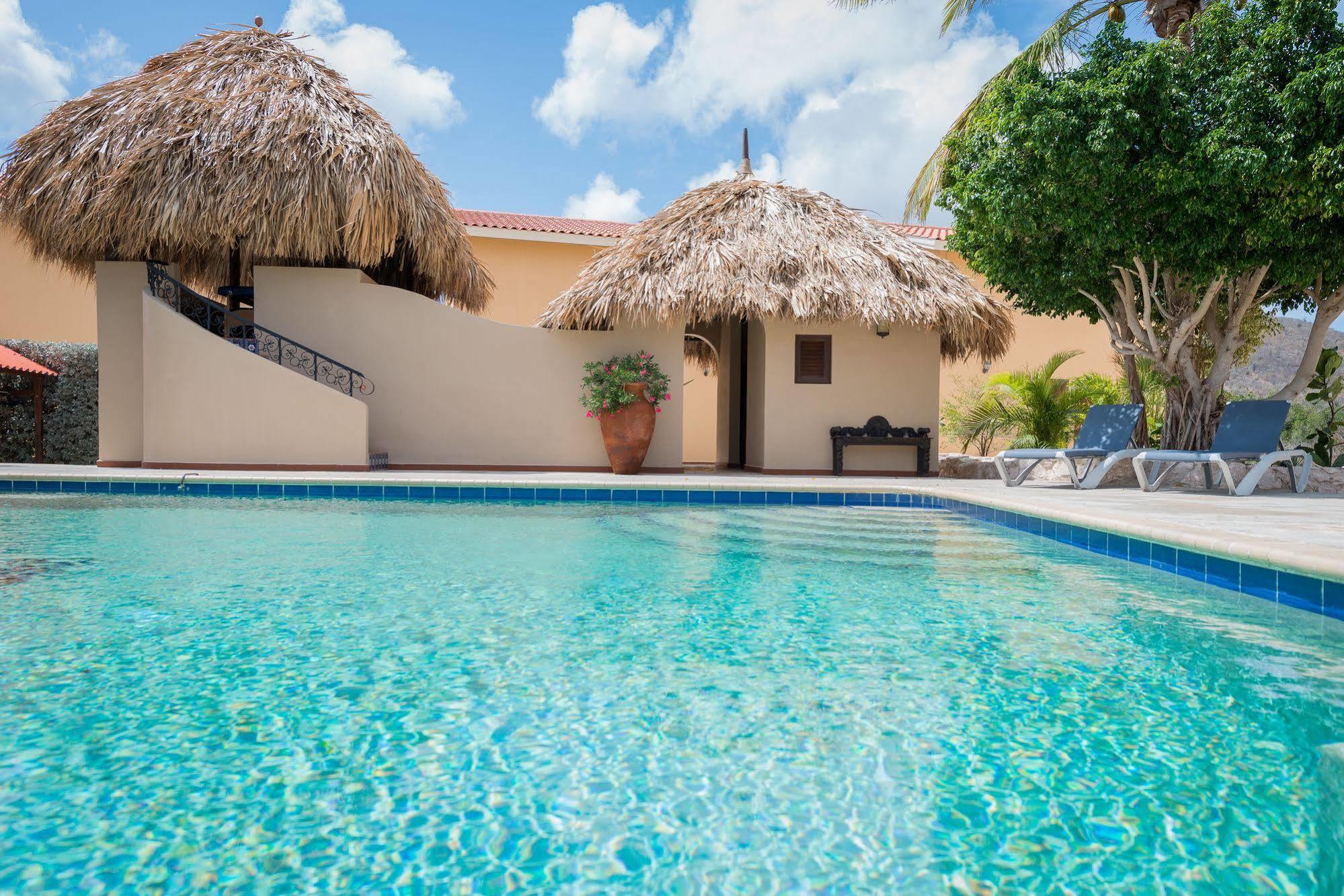 Lagun Blou Dive And Beach Resort Exterior foto