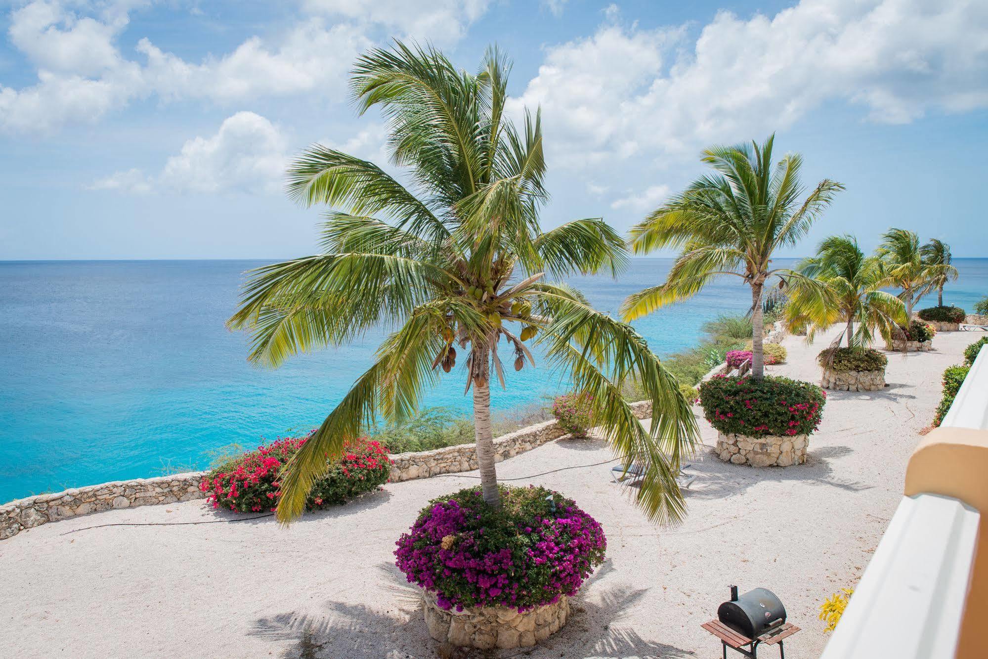 Lagun Blou Dive And Beach Resort Exterior foto