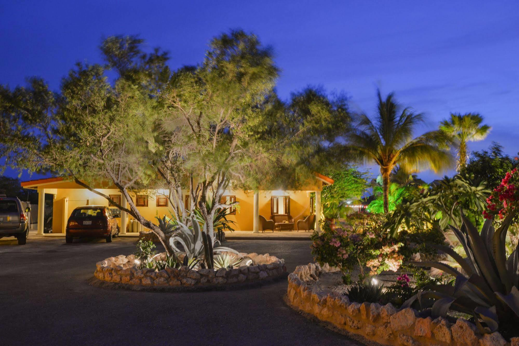 Lagun Blou Dive And Beach Resort Exterior foto