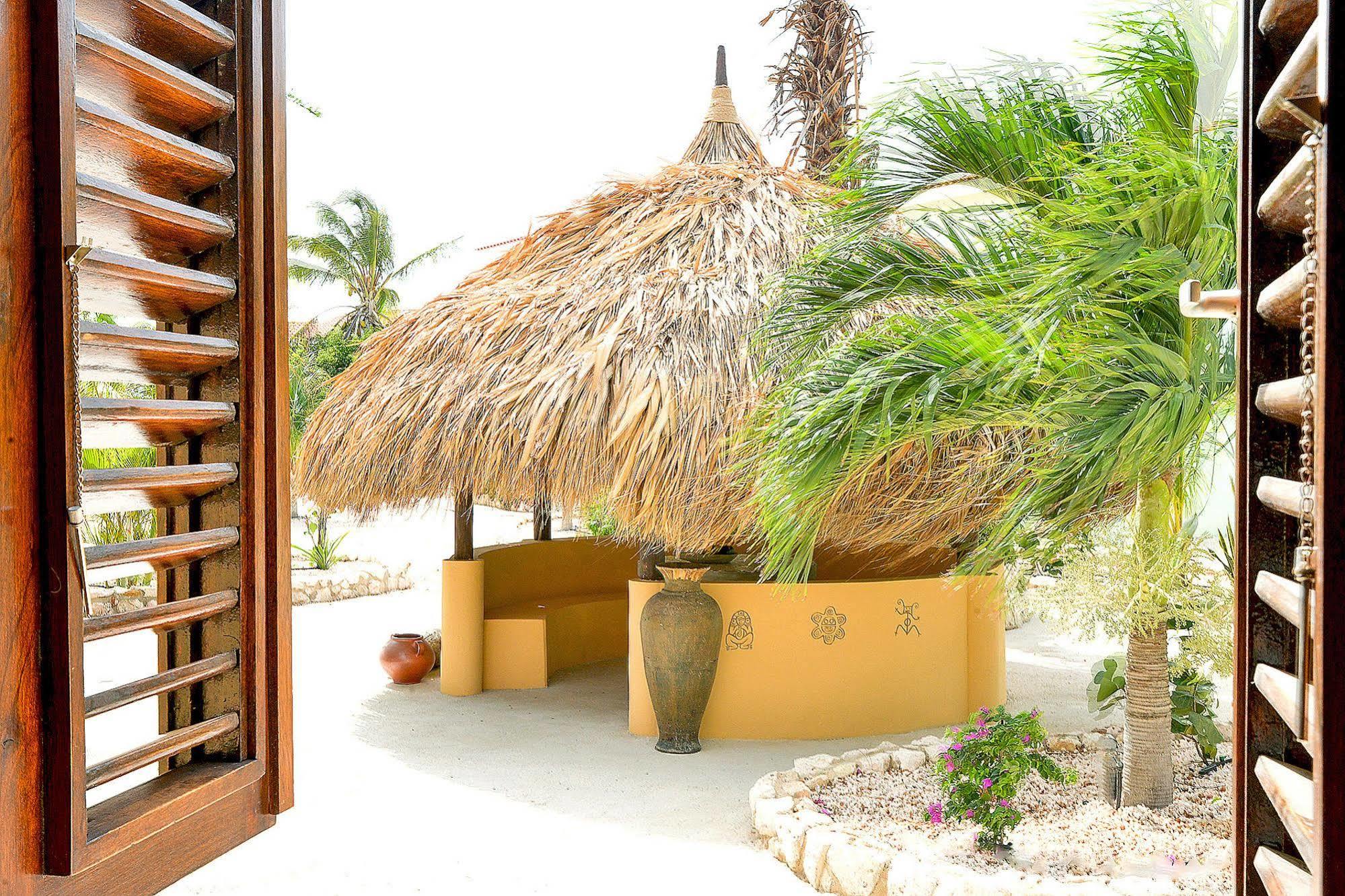 Lagun Blou Dive And Beach Resort Exterior foto