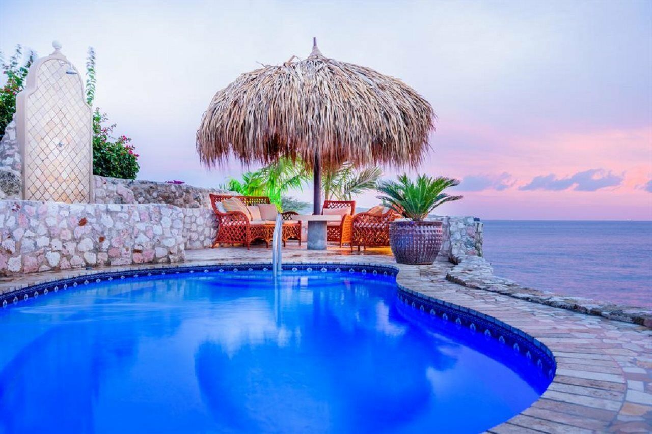 Lagun Blou Dive And Beach Resort Exterior foto